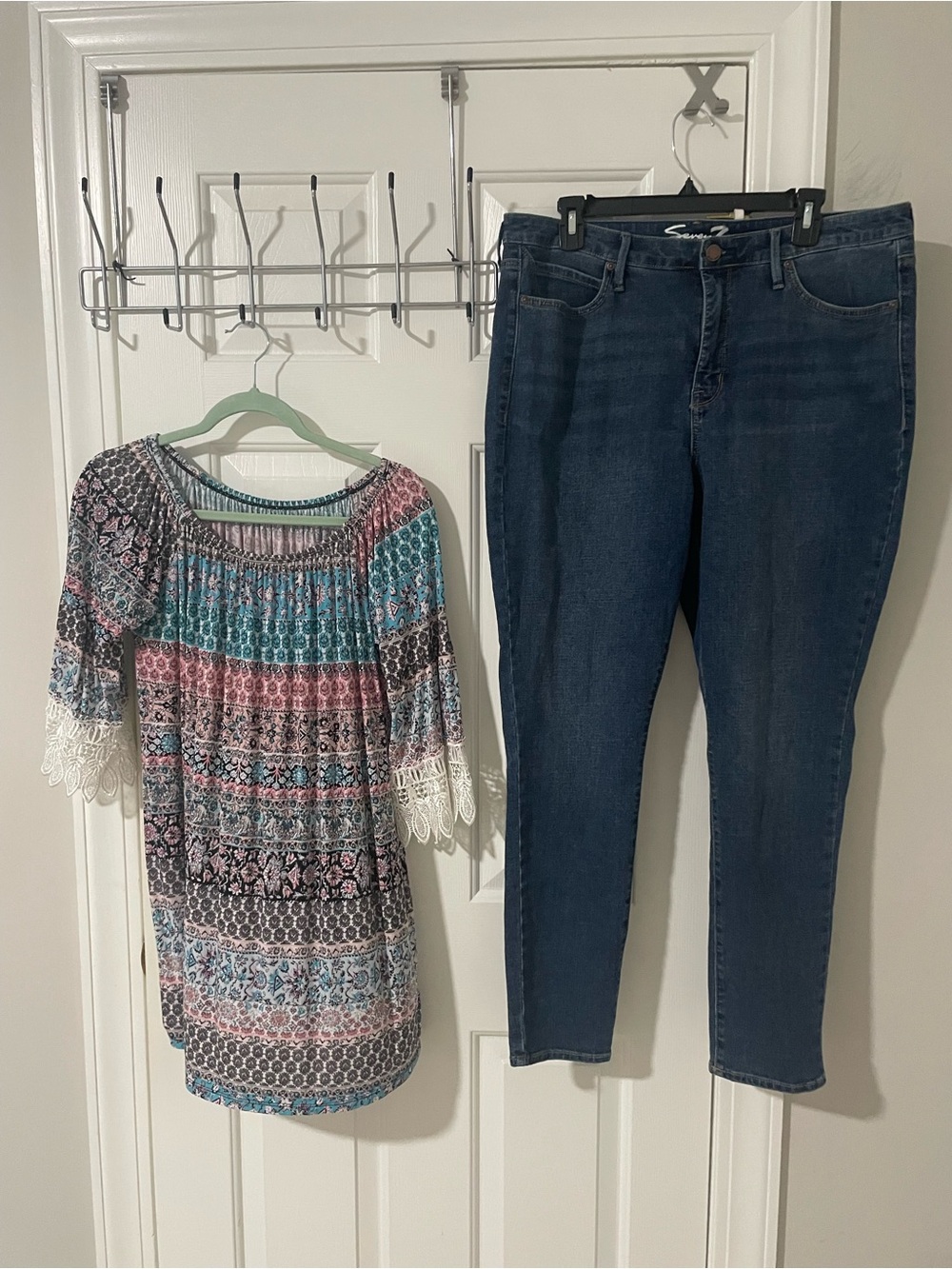Patterned Off-Shoulder Boho top xl  with Lace Trim - Teal Pink Black Seven sz14